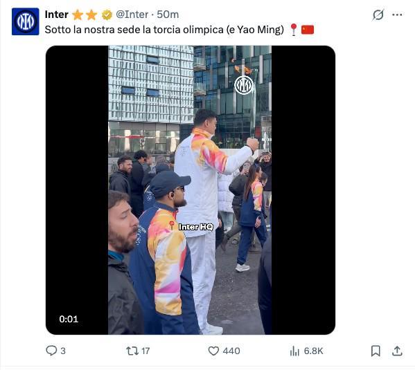 开云下载-国米晒姚明传递奥运火炬：在我们总部楼下的是奥运火炬和姚明