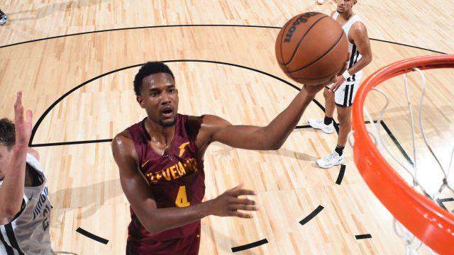 开云APP-骑士结束夏季联赛征程 侧翼引援成管理层新任务